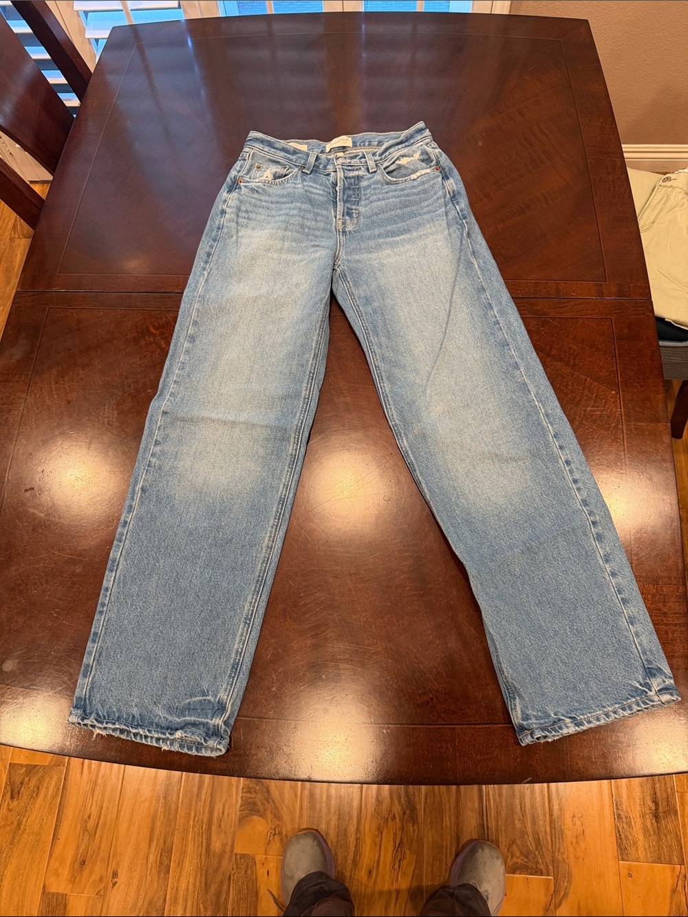 Universal Thread Light Blue Straight-Leg Jeans